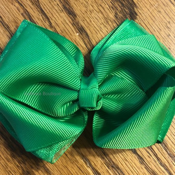 Green 4" Double Stacked Organza Boutique Bow    HANDCRAFTED  (2) - Picture 2 of 3